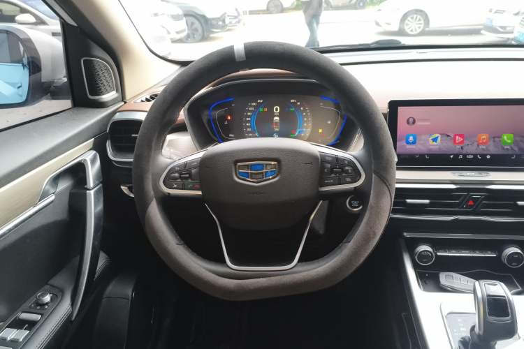 Used Geely Auto Coolray 2019 260T DCT Explorer China V Standard Steering Wheel