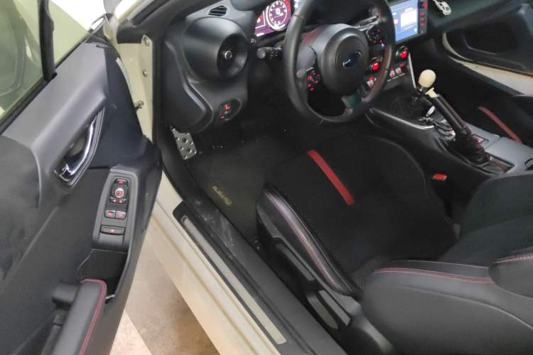 Used Subaru BRZ 2022 2.4L Manual Version
