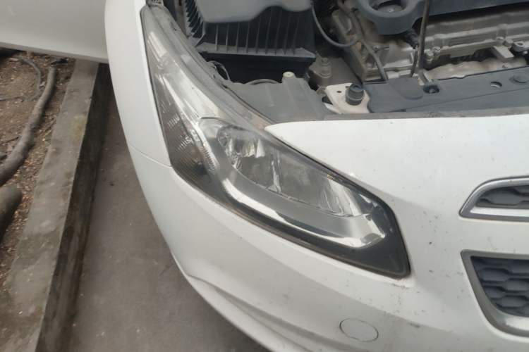 Used Chevrolet Cruze 2015 1.5L Classic SL MT