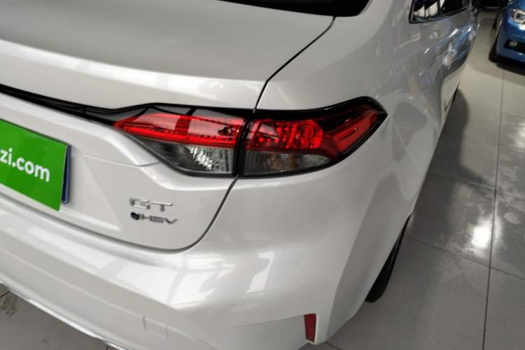 Used Toyota Levin 2024 Smart Electric Hybrid Dual-Engine 2.0L Leading Edition