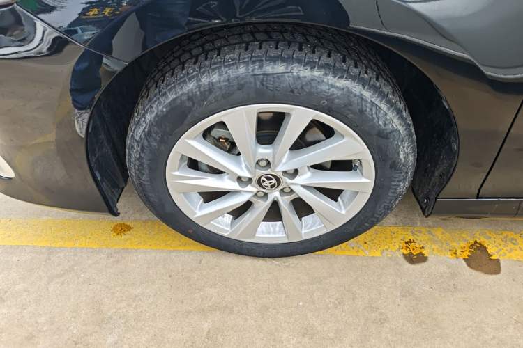 Used Toyota Camry 2023 2.0GVP Premier Edition Left Front Wheel Hub