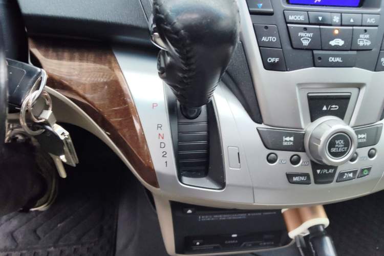 Used Honda Odyssey 2013 2.4L Luxury Edition
