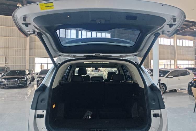 Used JETOUR X90 2019 1.6T DCT Zhaolü Edition 5 Seats China VI Standard Trunk