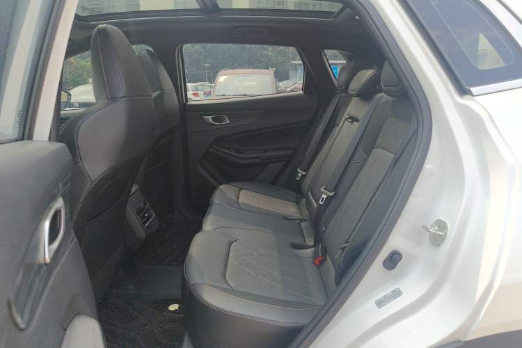Used CHANGAN NEVO Q05 2025 Truly Delicious Version 125 Deluxe Edition Left Rear Seat