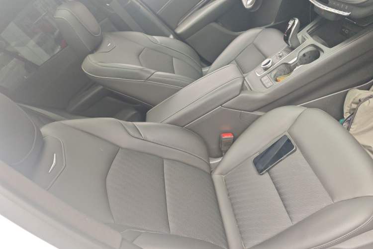 Used Cadillac XT4 2021 28T Two-Wheel Drive Tech Edition
