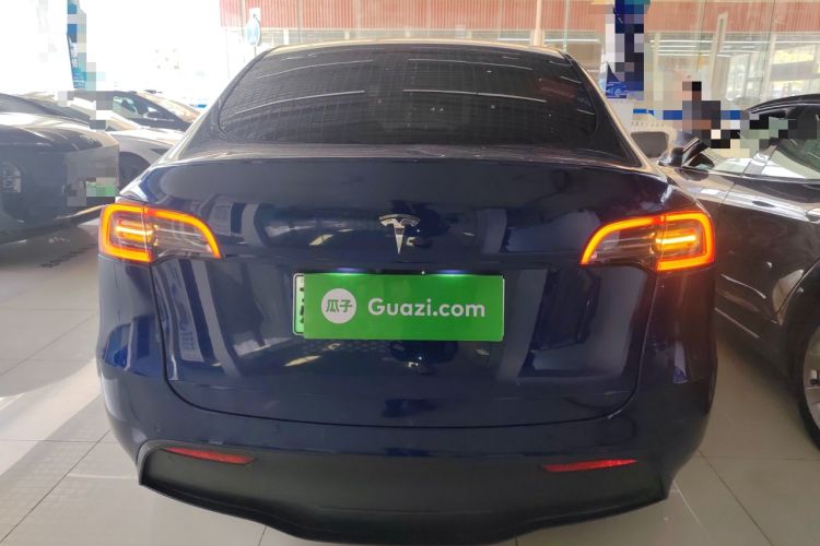 Used Tesla Model Y 2022 Long-Range All-Wheel-Drive Version
