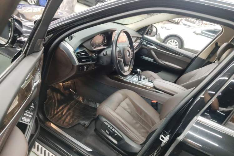 Used BMW X5 2018 xDrive28i Driver Seat