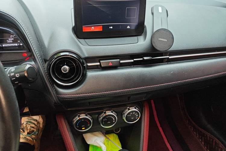 Used Mazda CX-3 2018 2.0L Automatic Prestige Edition Audio And AC Panel