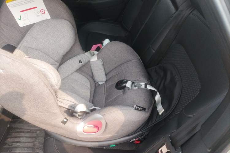 Used Citroen C4 Sega 2016 1.6L Manual Luxury Model Left Rear Seat