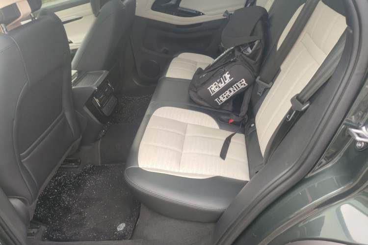 Used Land Rover Range Evoque 2021 Range Rover Velar L 249PS R-Dynamic First Edition Left Rear Seat