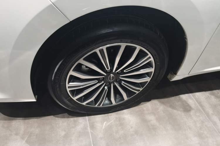 Used GAC Trumpchi M6 2021 270T DCT Luxury Edition (7-seater)