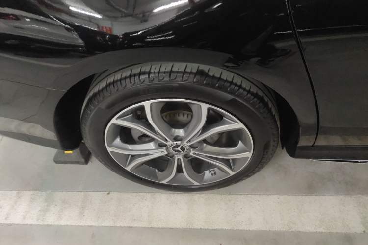 Used Mercedes-Benz E-Class 2023 E 300 L Sporty and Stylish Model
