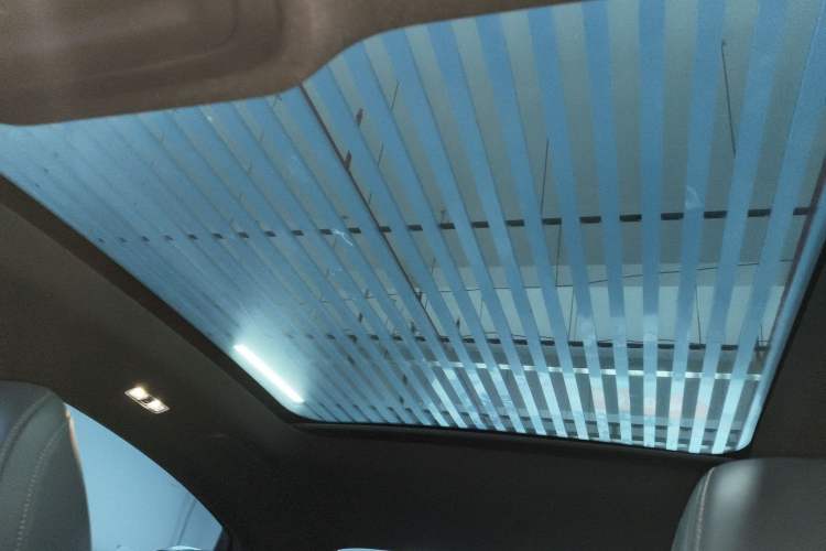 Used Lincoln Z 2022 Facelift iCool Deluxe Edition
