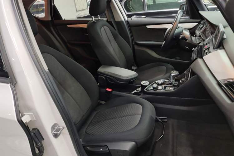 Used BMW 2 Series Active Tourer 2016 218i Fashion Model
