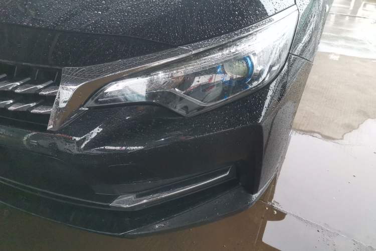 Used Venucia D60 2019 1.6L Entry Manual Fashion Edition
