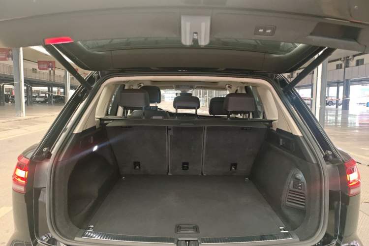 Used Volkswagen Touareg 2019 2.0 TSI Ruiyi Edition China V Standard