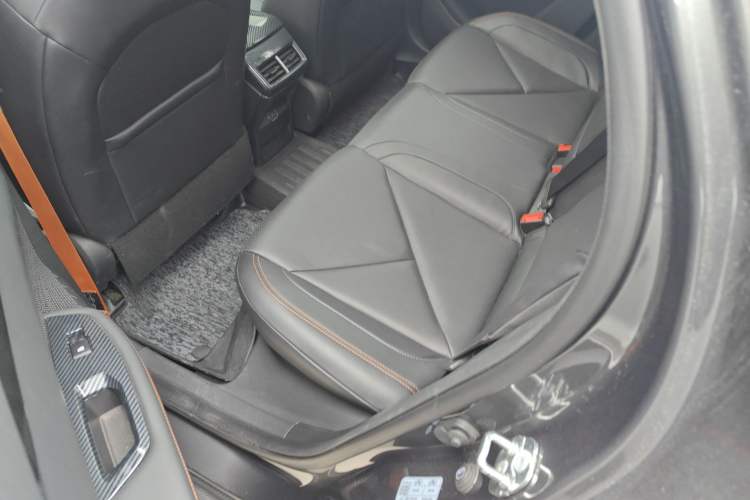 Used CHANGAN UNI-V 2022 1.5T Smart Navigation Version Left Rear Seat
