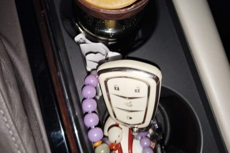 Used Cadillac XTS 2017 28T Tech Edition Vehicle Key