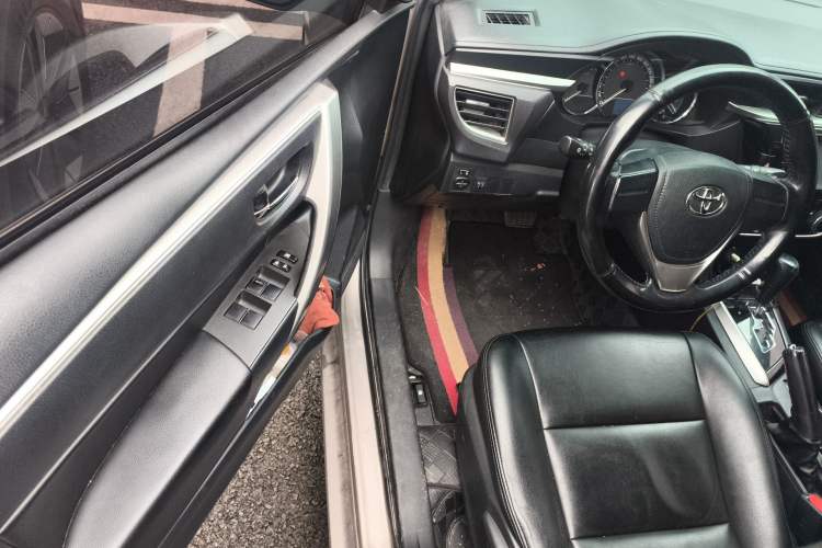 Used Toyota Corolla 2014 1.6L CVT GL Driver Seat