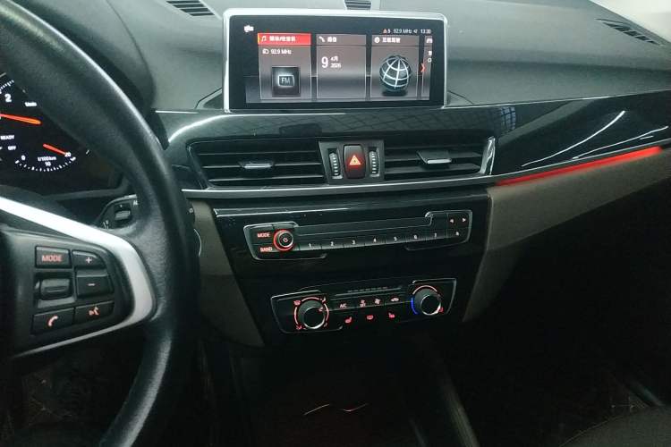 Used BMW X1 2020 sDrive20Li Fashion Model Audio And AC Panel