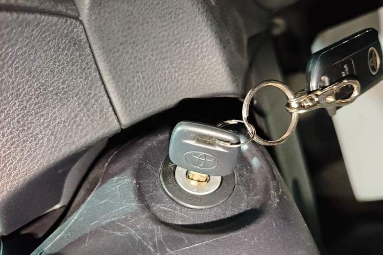 Used Toyota YARiS L Zhi Xuan 2021 X-Trail 1.5L CVT Luxury Edition