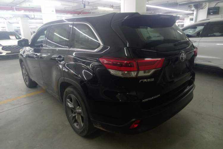 Used Toyota Highlander 2018 2.0T Four-Wheel Drive Luxury Version 7 Seats China VI Standard
