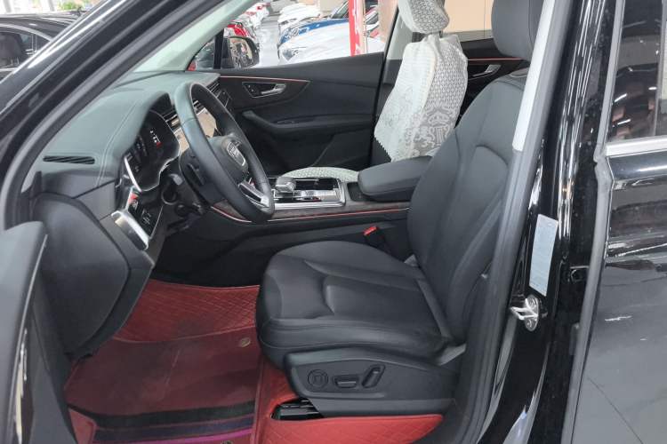 Used Audi Q7 2023 55 TFSI quattro S line Sport Edition
