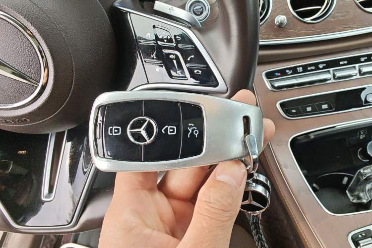 Used Mercedes-Benz E-Class 2023 Updated E 300 L Luxury Edition
