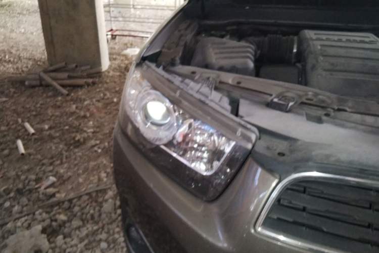 Used Chevrolet Captiva 2015 2.4L 4x4 Flagship Edition 7-Seater
