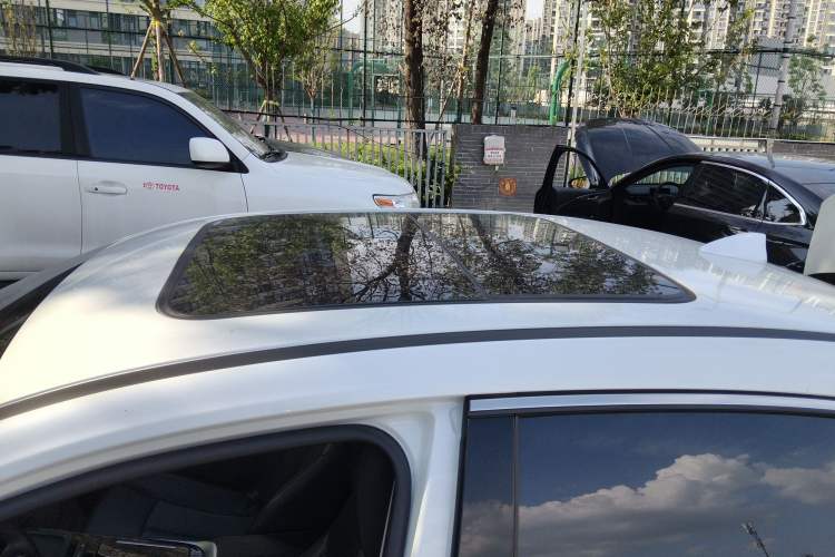 Used AION S Plus 2025 Comfort Version 53.241 kWh Roof