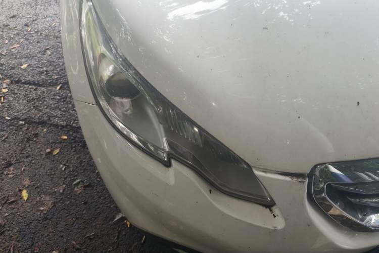 Used Peugeot 2008 2014 1.6L Automatic Navigation Edition Right Front Headlight