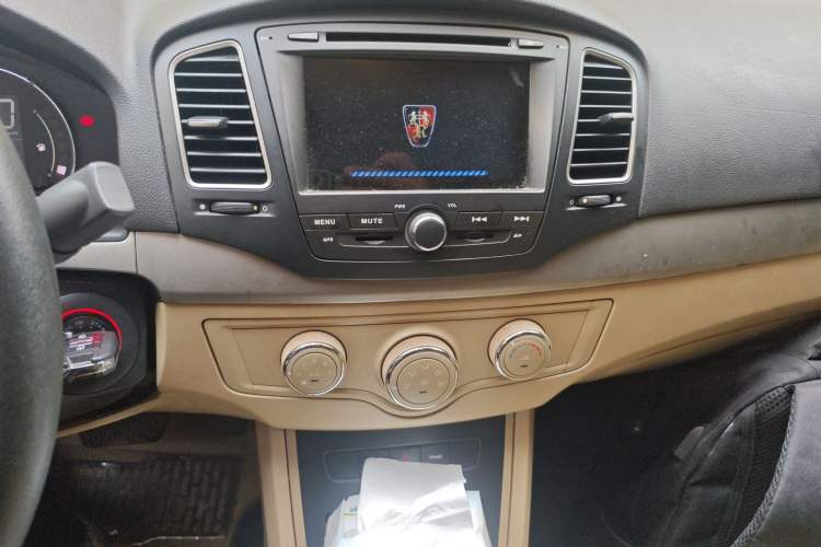 Used Roewe 350 2015 1.5L Automatic Luxury Sunroof Edition