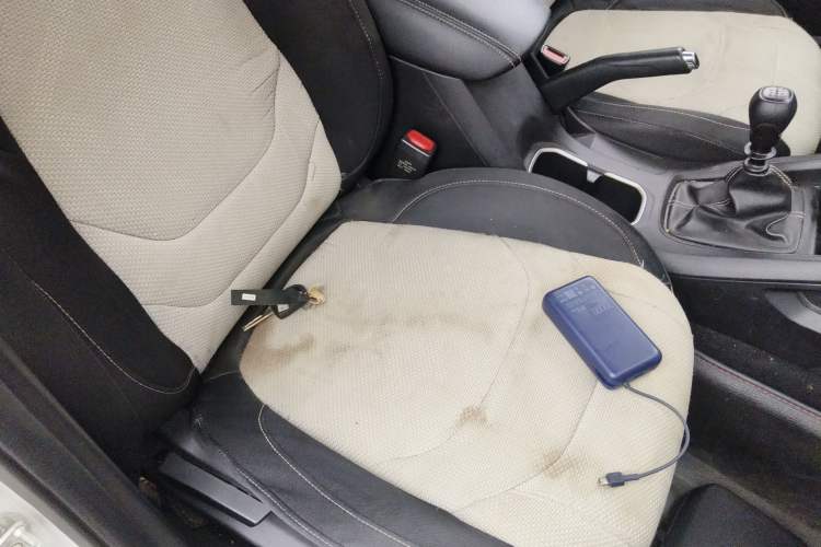 Used Wuling Hongguang S3 2019 1.5L Manual Standard Version China VI Standard Right Front Seat