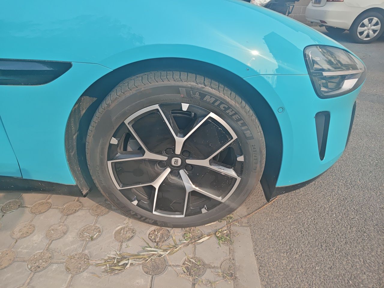 Xiaomi Auto SU7 2024 Rear-Drive Long-Range Intelligent Driving Version — снимка 8