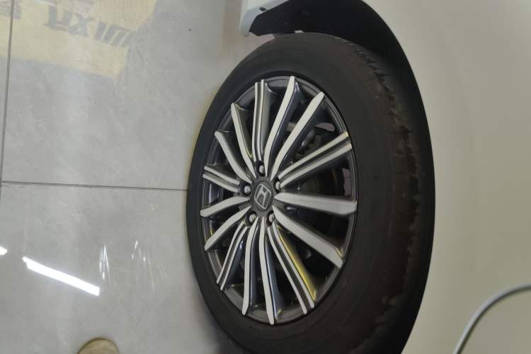Used Honda Elysion 2022 2.0L eHEV Luxury First Edition Right Rear Wheel Hub