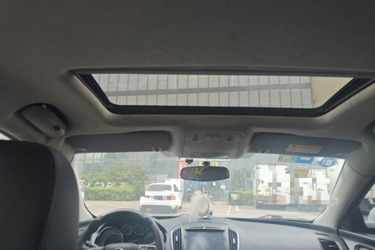 Used Buick Regal 2015 1.6T Leading Technology Model Headliner