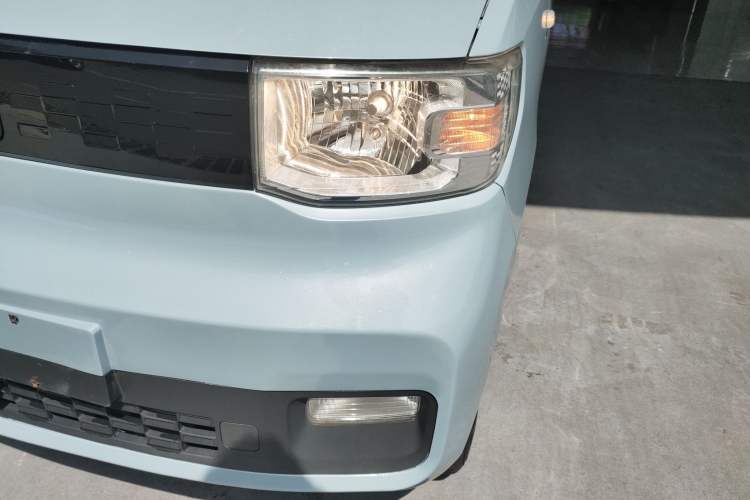 Used Wuling Hongguang MINIEV 2020 Zizai Version Lithium-NMC Left Front Headlight