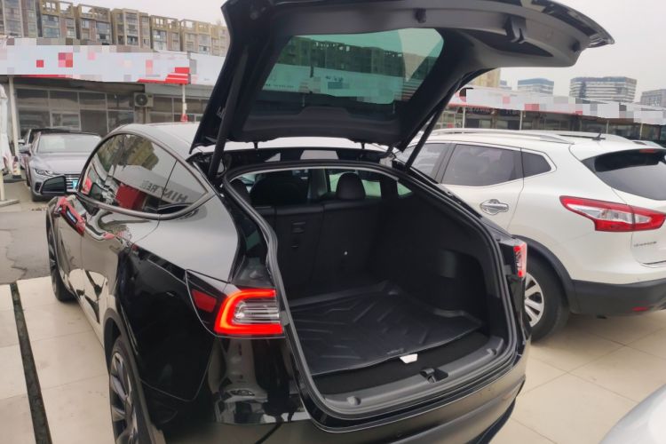 Used Tesla Model Y 2023 Rear-Wheel-Drive Version