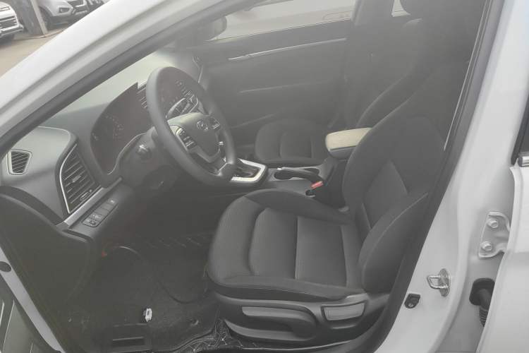 Used Hyundai Elantra (6th Generation / Lingdong) 2016 1.6L Automatic ZhiXuan – Elite Version