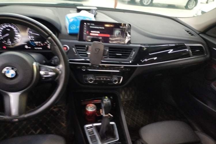 Used BMW 1 Series 2019 118i M Sport Package Audio And AC Panel