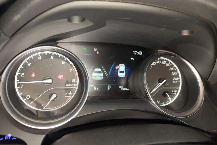 Used Toyota Camry 2023 2.0G Luxury Edition
