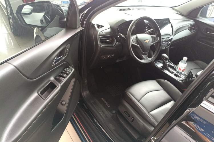Used Chevrolet Equinox 2021 535T Yujie Edition
