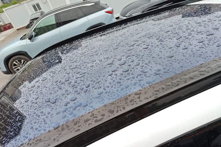 Used XPeng G9 2022 702 Max Roof