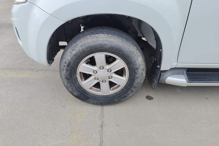 Used Isuzu JLM 2017 2.0T Two-Wheel Drive Luxury Version 4K21D4T