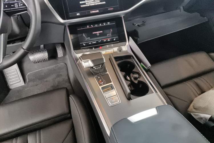 Used Audi A7 2024 45 TFSI Prestige Edition
