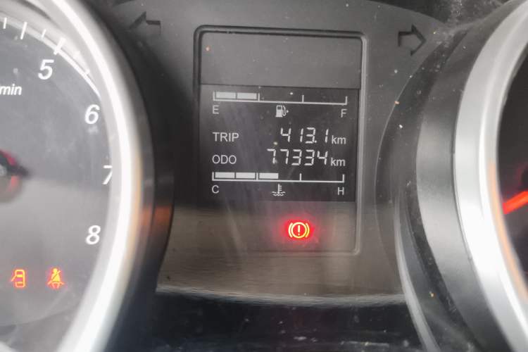 Used Wuling Hongguang S3 2019 1.5L Manual Standard Version China VI Standard Odometer Close Up