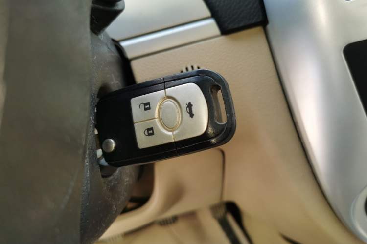 Used Buick Excelle 2013 1.5L Manual Classic Model