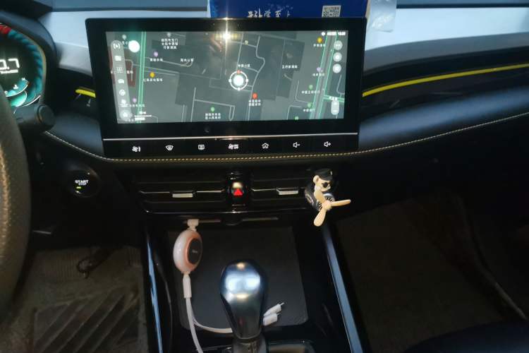 Used Roewe i5 2021 Revised Version 1.5L CVT Diamond Edition
