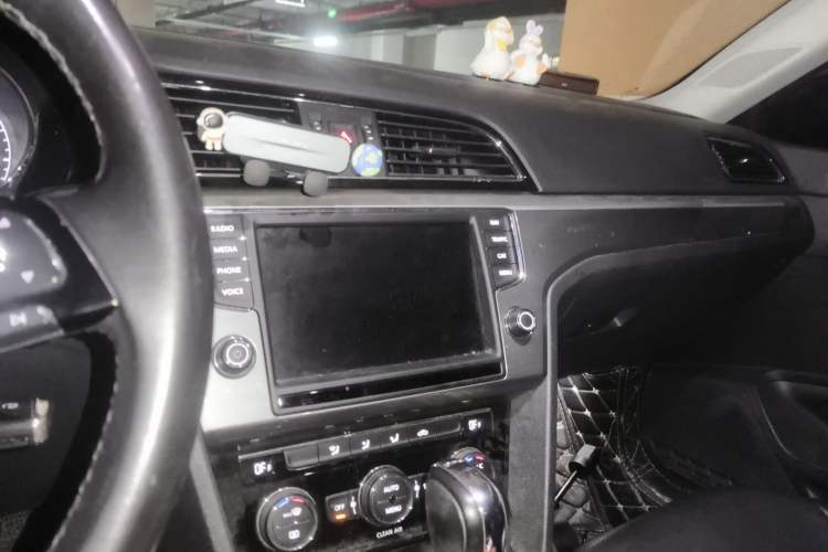 Used Volkswagen Lamando 2018 280TSI DSG Comfort Edition