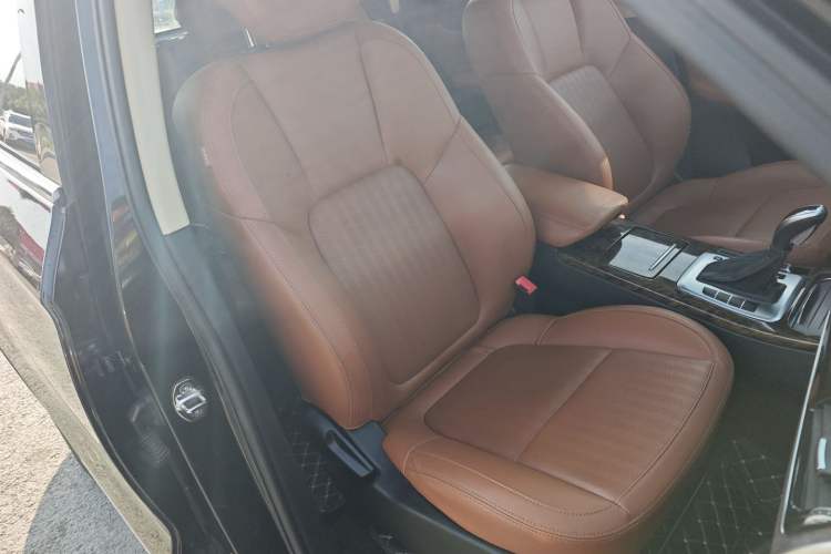 Used Hanteng X7 2018 X7S 1.5T Automatic Luxury Model
